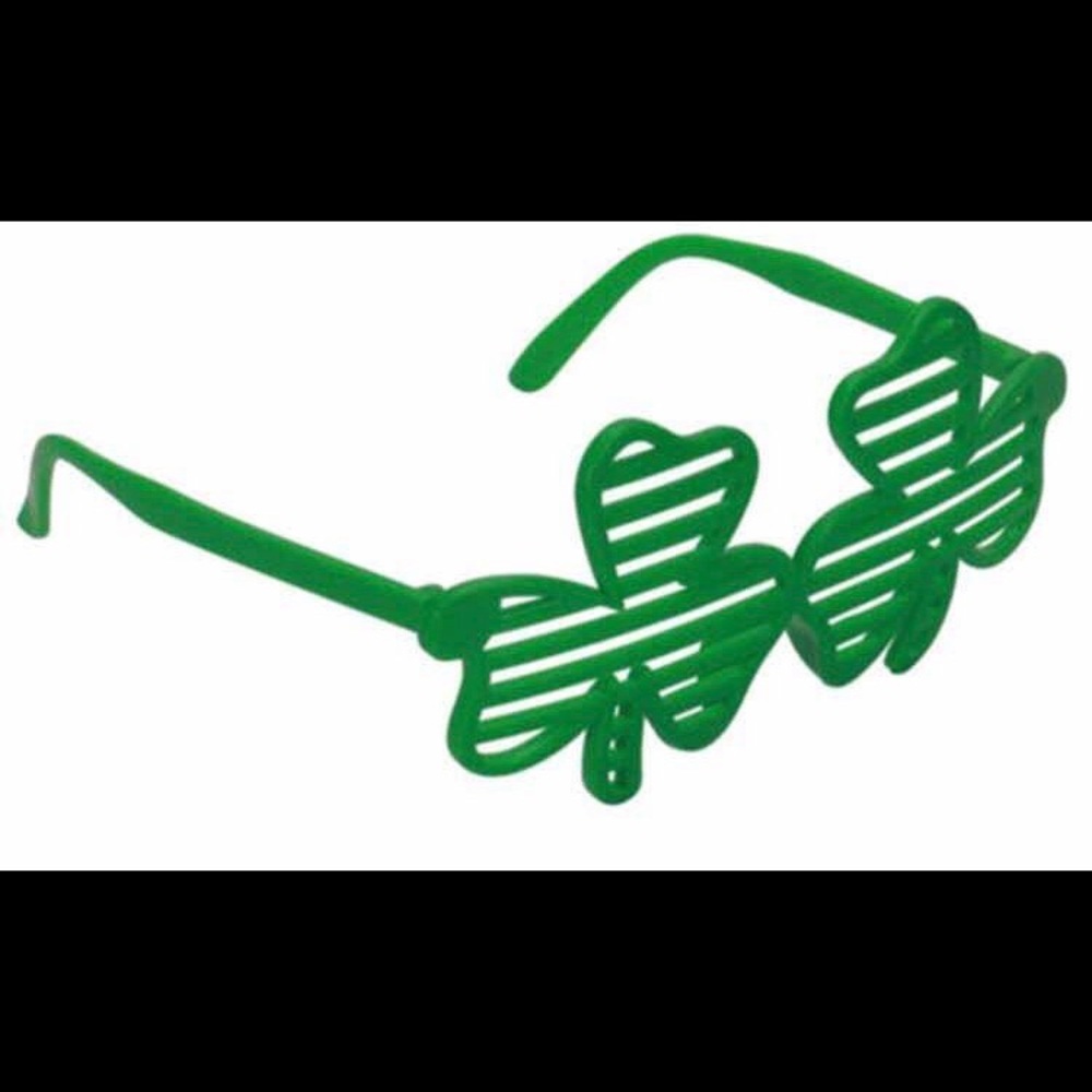 Green Shamrock Design St Patricks Day Glasses - Picture 6 of 8